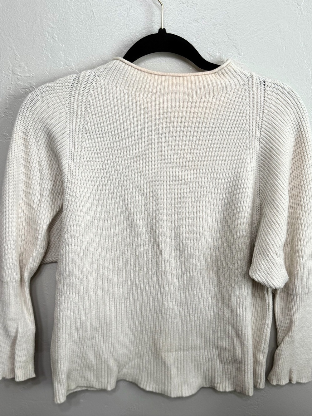 Maurices Ivory Puff Sleeve Ribbed Sweater Size Small